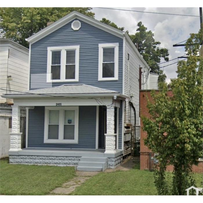 2405 W Broadway